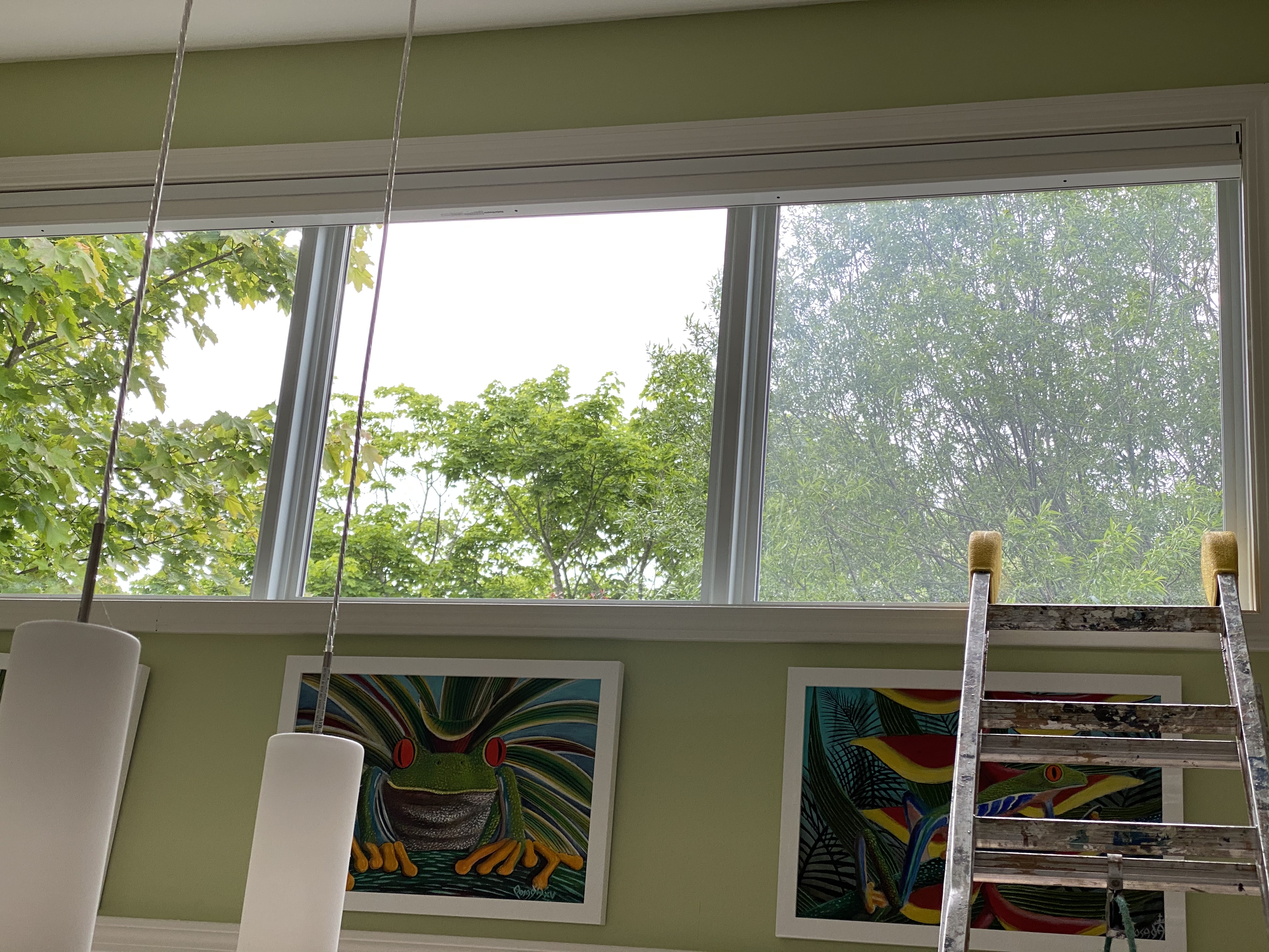 Interior window cleaning before and after